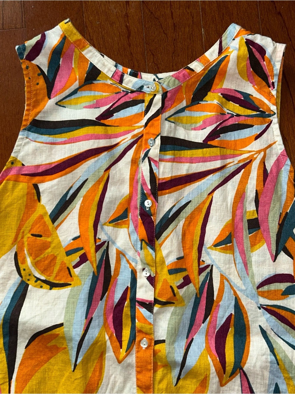 C&C Floral Linen Button-Up Top Size L Coastal - Picture 3 of 7